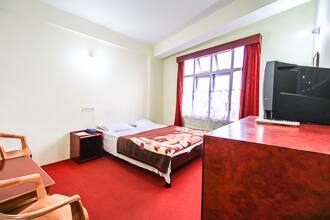 Hotel Sandrup, Darjeeling 3
